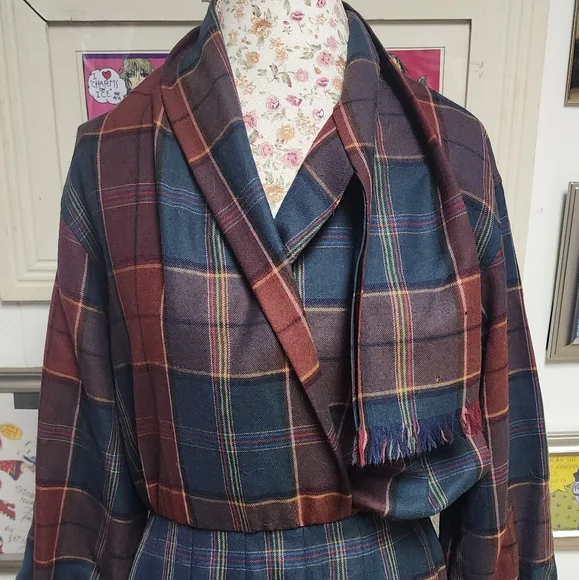 Vintage Wool Albert Nipon dress - Picture 4 of 8